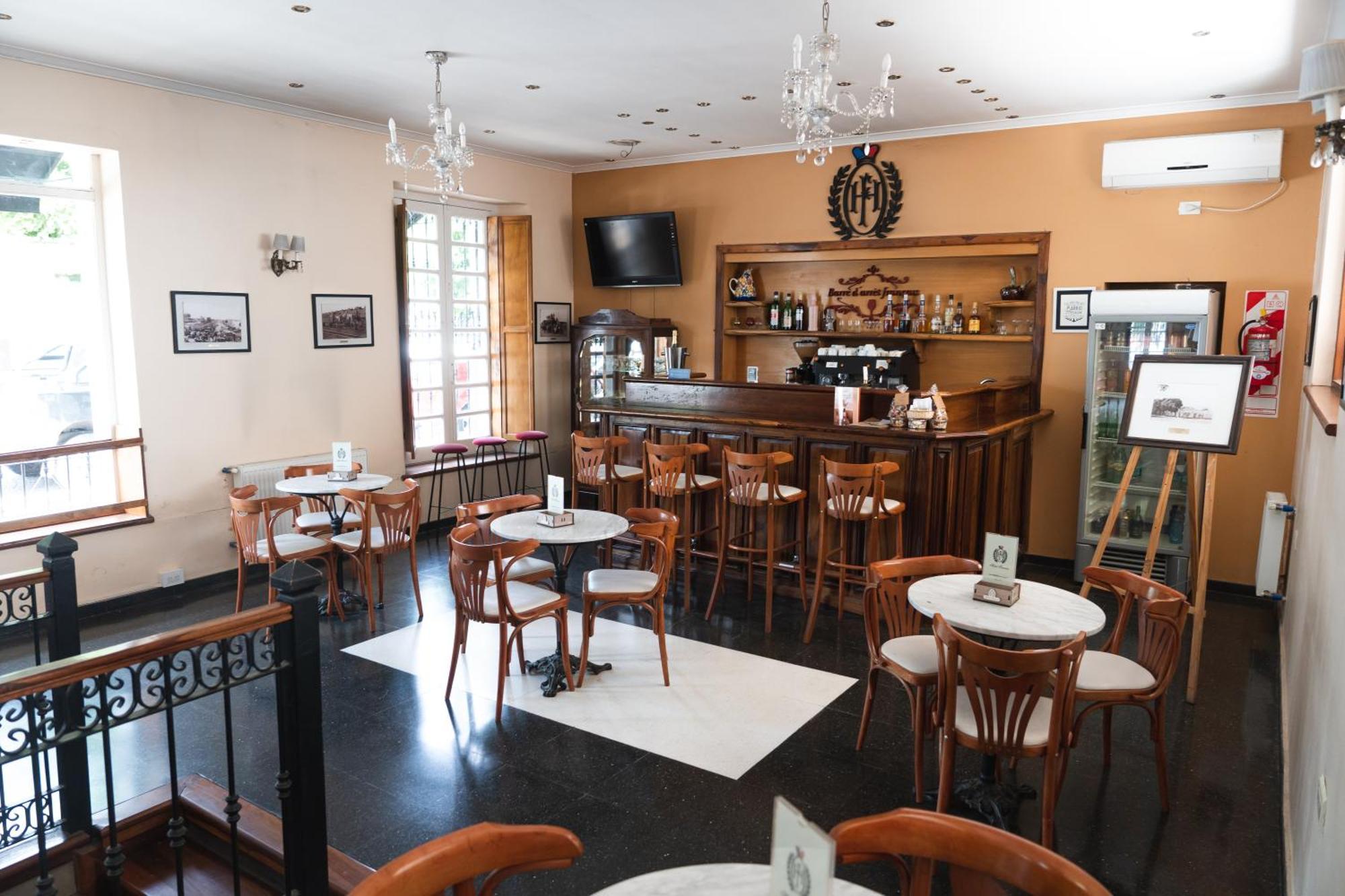 Hotel Francia Tandil Eksteriør bilde